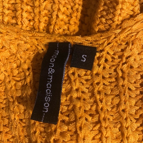 Moon & Madison crochet tank top - Picture 7 of 7